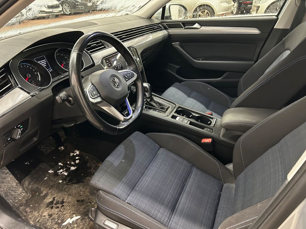 Volkswagen Passat 2020 Hopea