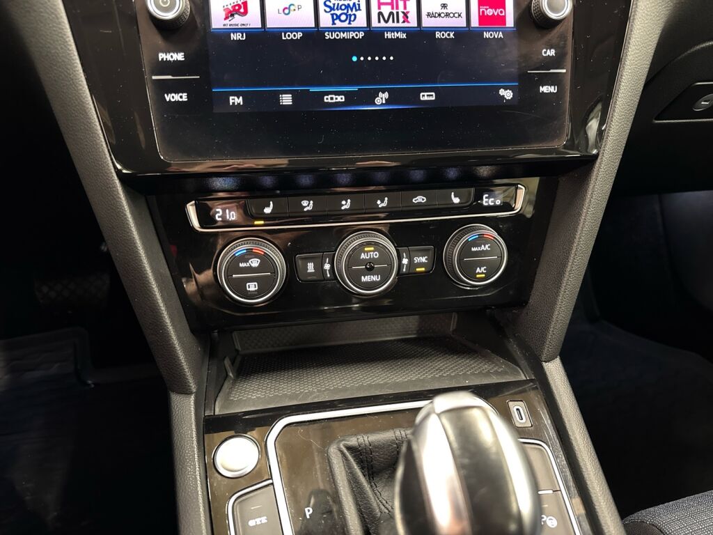 Volkswagen Passat 2020 Hopea