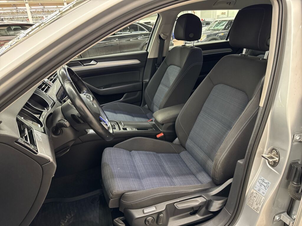 Volkswagen Passat 2020 Hopea