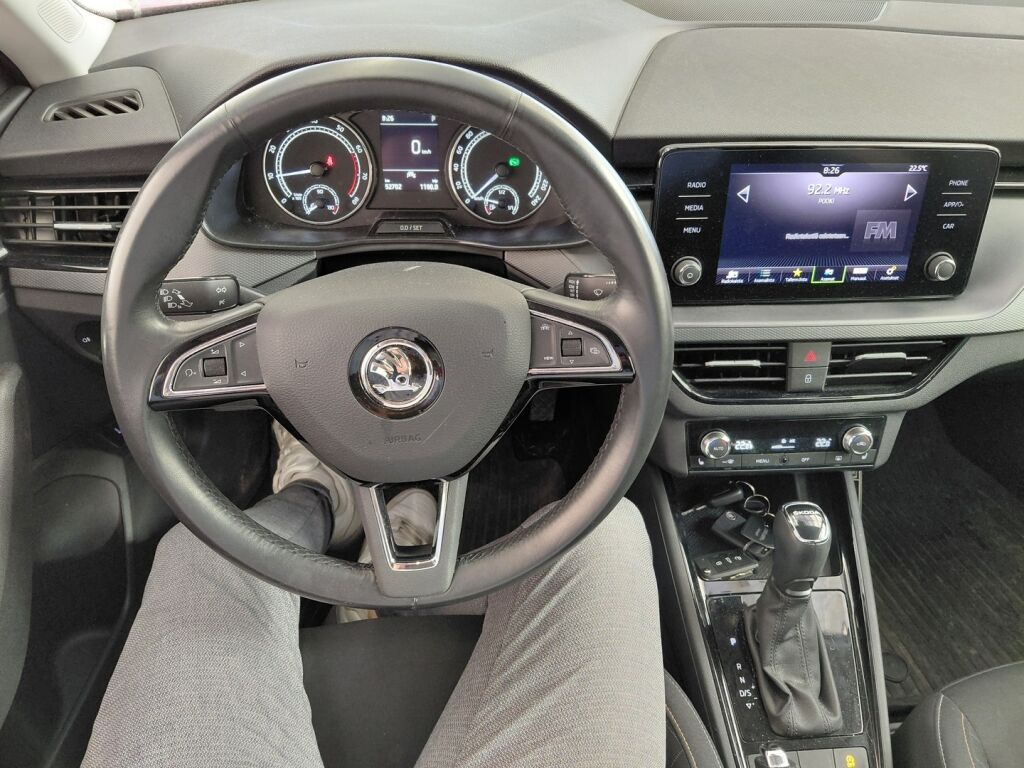 Skoda Kamiq 2020 Punainen