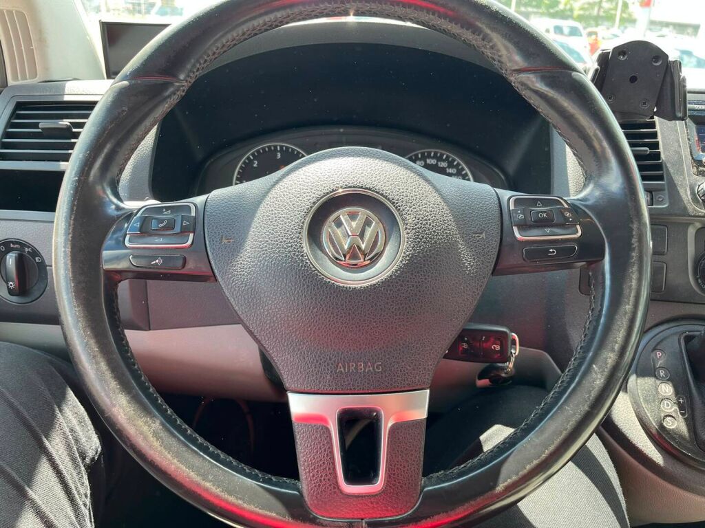 Volkswagen Transporter 2011 Valkoinen