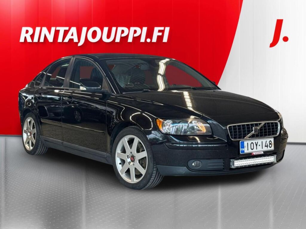 Volvo S40 2006 Musta