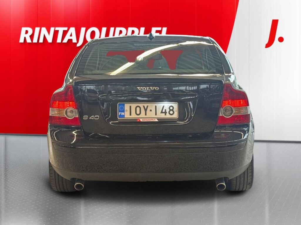 Volvo S40 2006 Musta