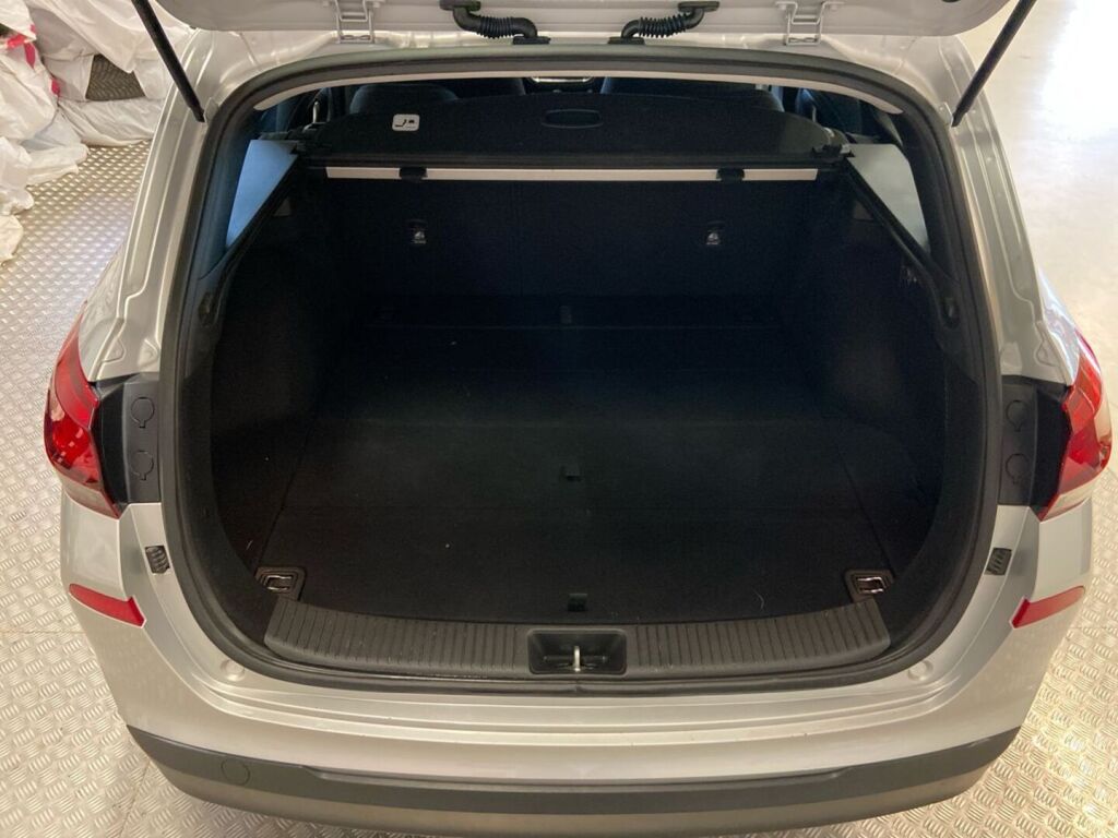 Hyundai i30 Wagon 2020 Harmaa