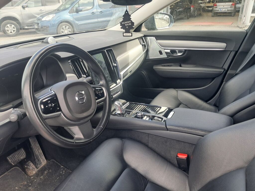 Volvo V90 2018 Sininen