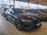 Volvo V60 2022 Harmaa