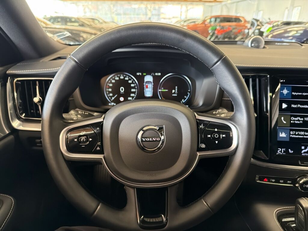 Volvo V60 2022 Harmaa