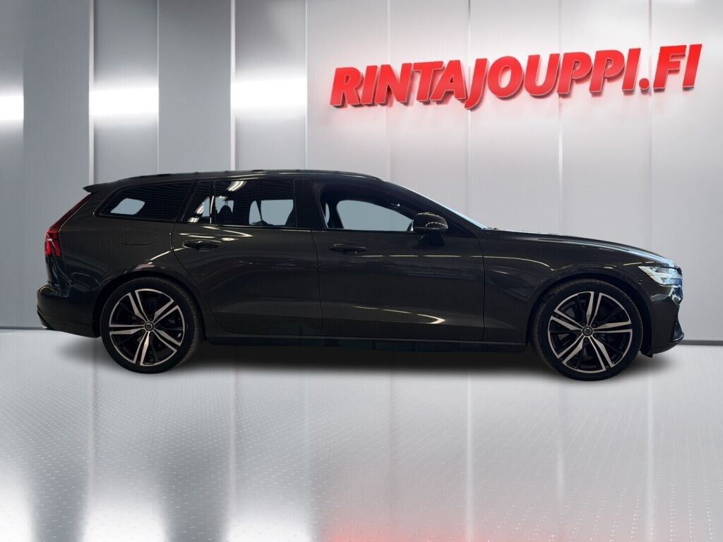 Volvo V60 2022 Harmaa