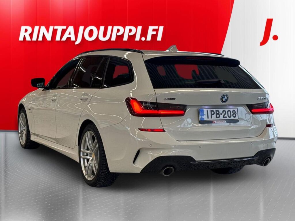 BMW 320 2022 Valkoinen