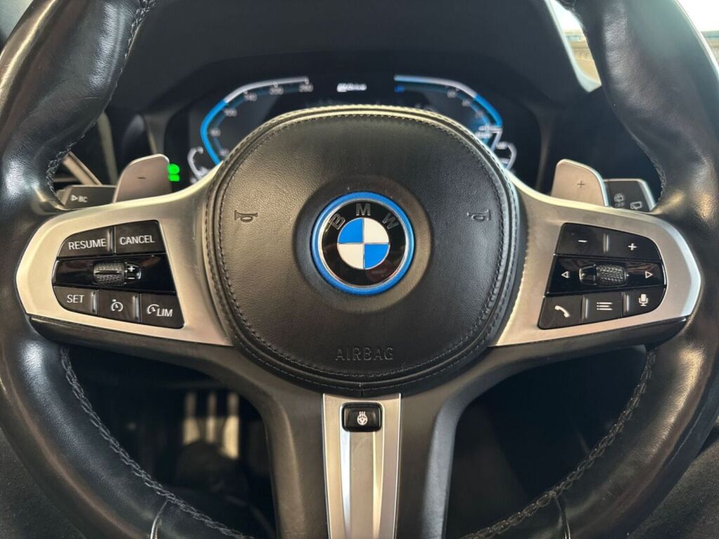 BMW 320 2022 Valkoinen