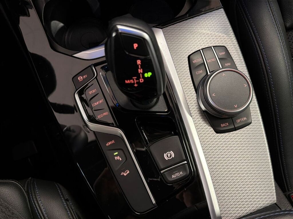 BMW X3 2020 Sininen