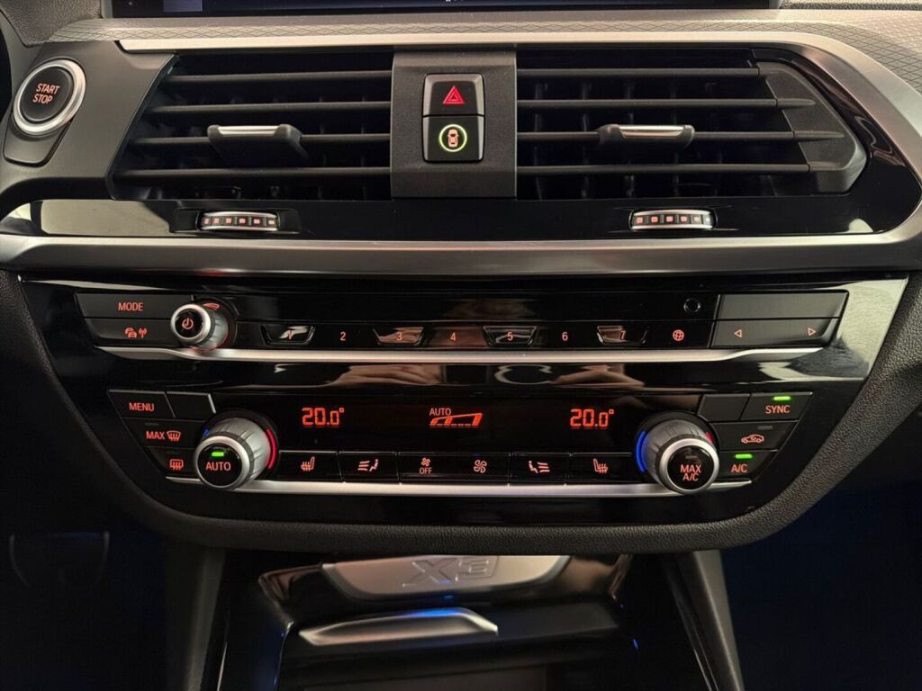 BMW X3 2020 Sininen