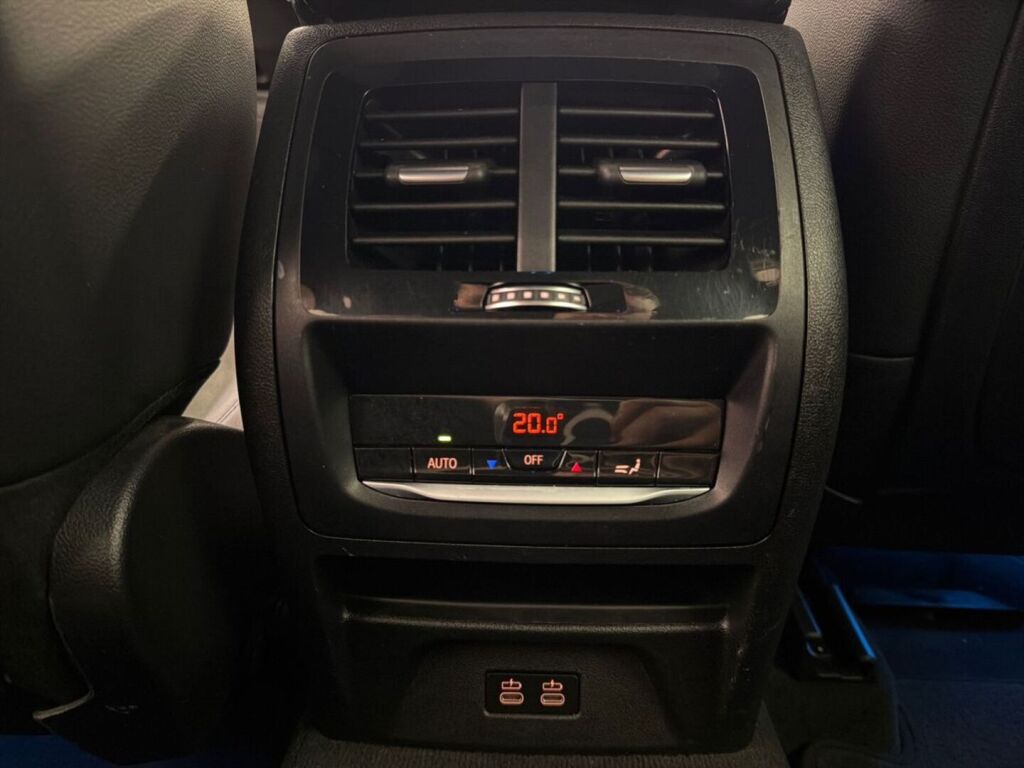 BMW X3 2020 Sininen