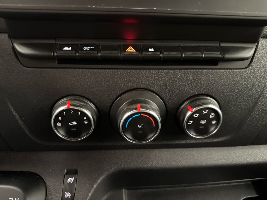 Renault Master 2022 Valkoinen