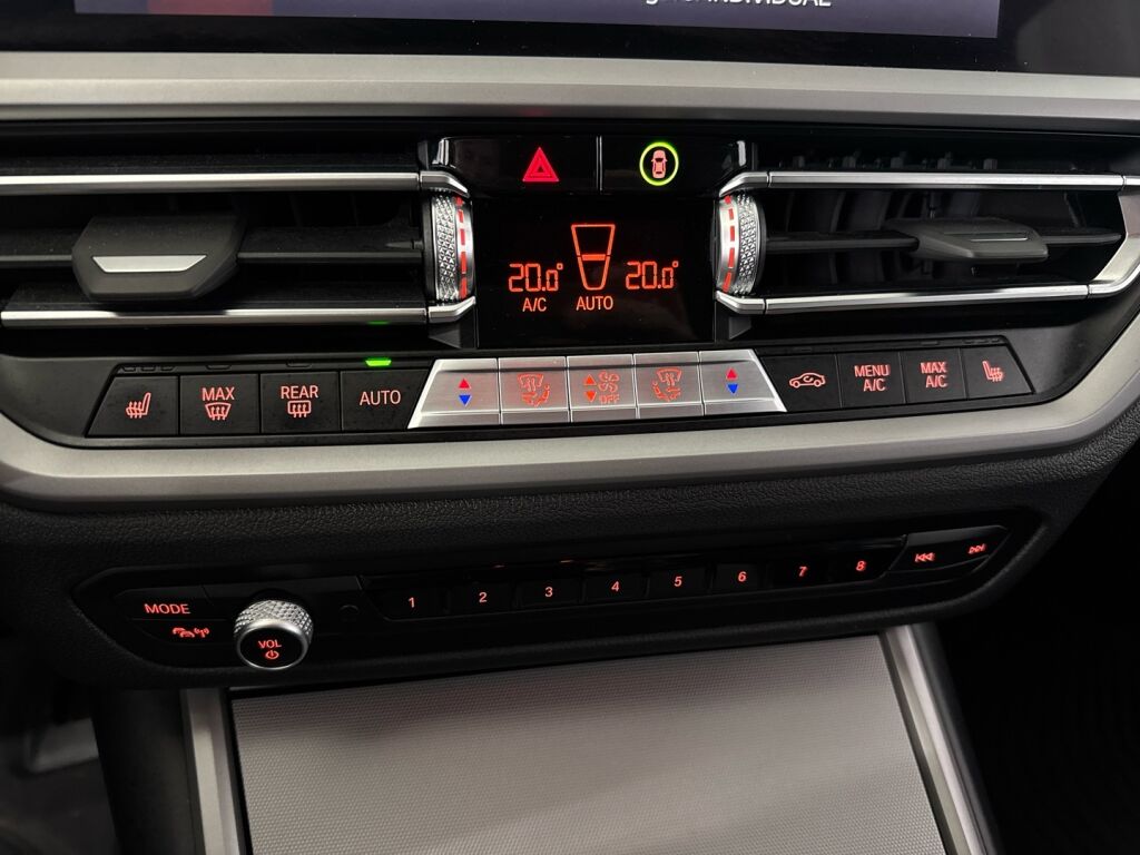 BMW 320 2022 Valkoinen