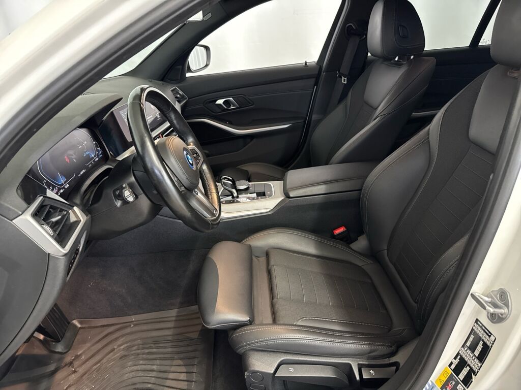 BMW 320 2022 Valkoinen