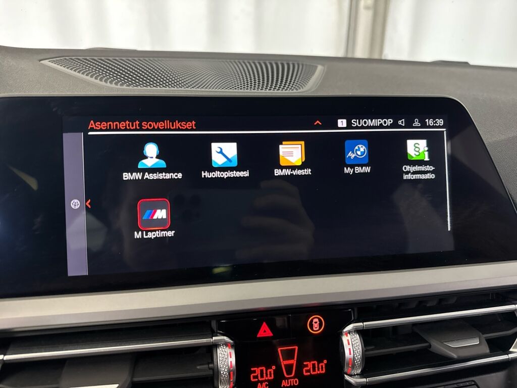 BMW 320 2022 Valkoinen