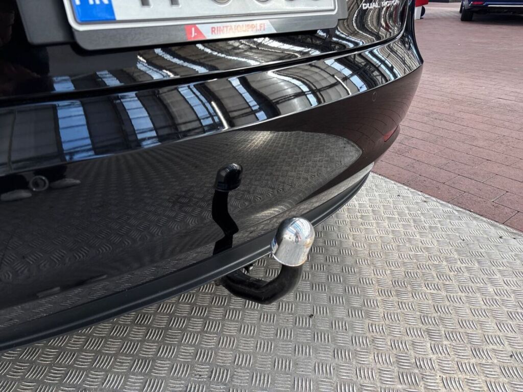 Tesla Model 3 2019 Musta