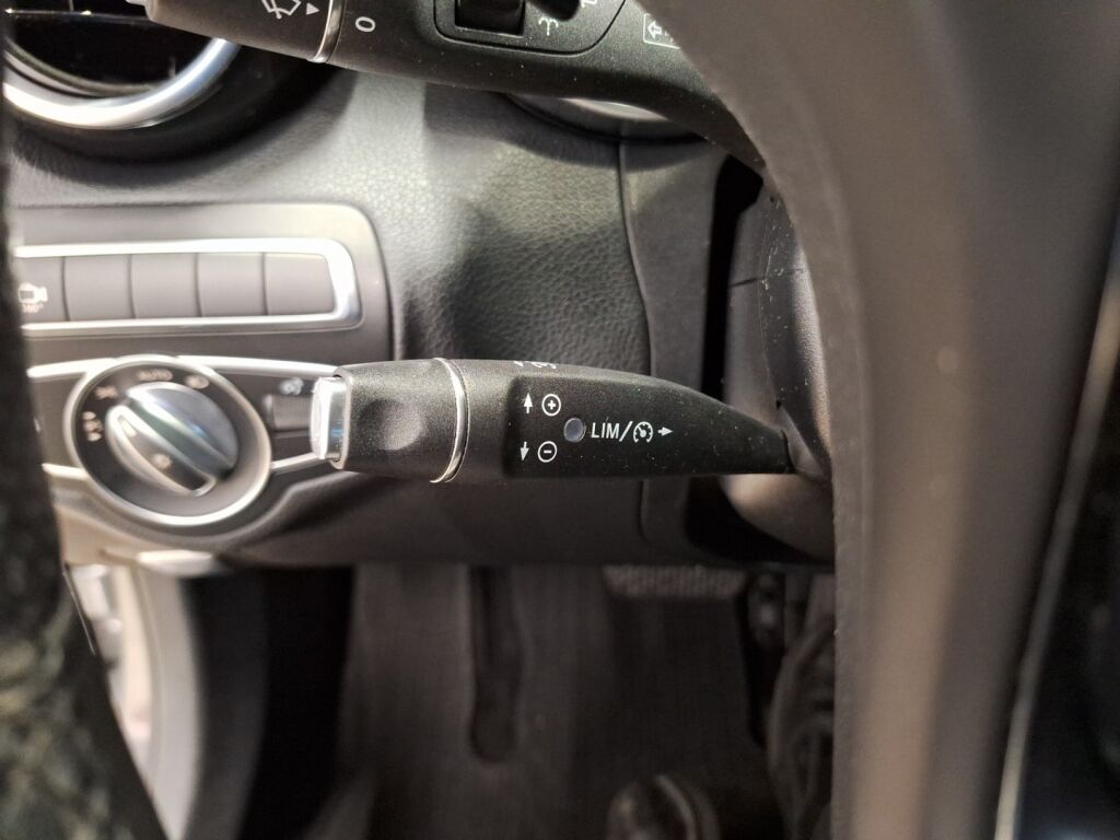 Mercedes-Benz C 2018 