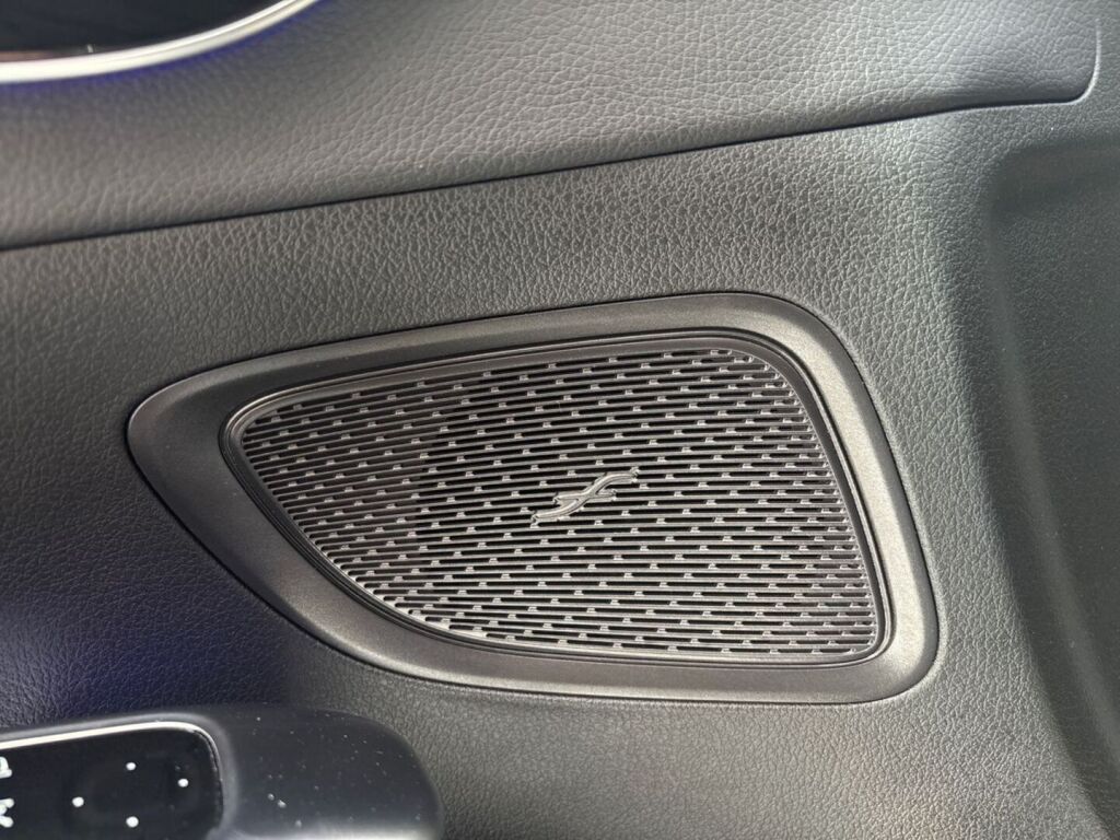 Mercedes-Benz C 2021 Harmaa