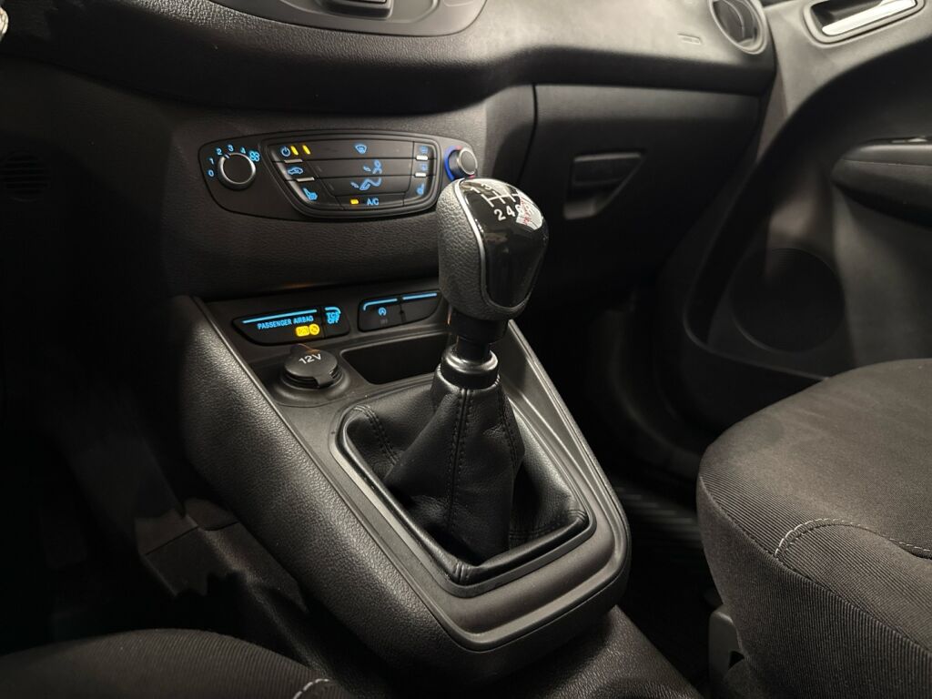 Ford Transit Courier 2021 Valkoinen