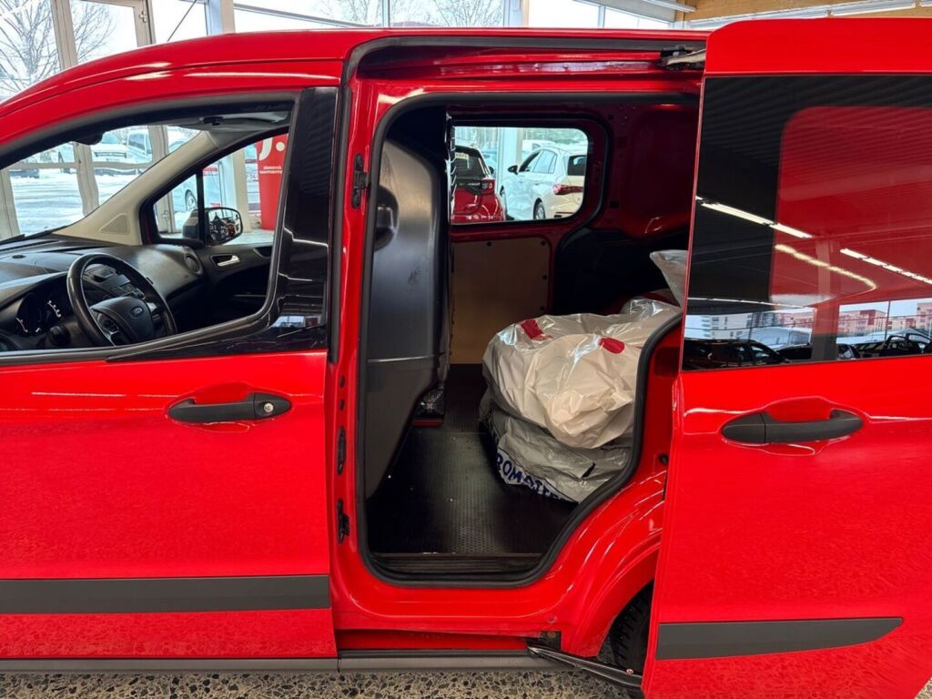 Ford Transit Courier 2022 Punainen