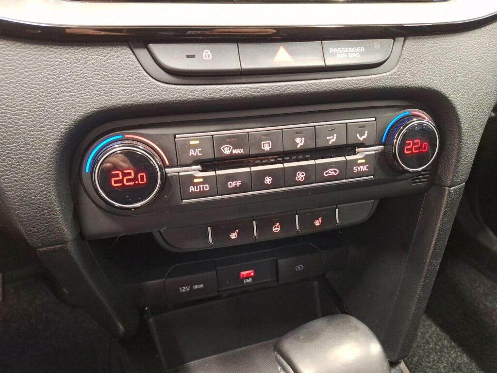 Kia Ceed 2021 Punainen