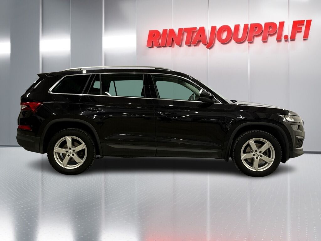 Skoda Kodiaq 2022 Musta