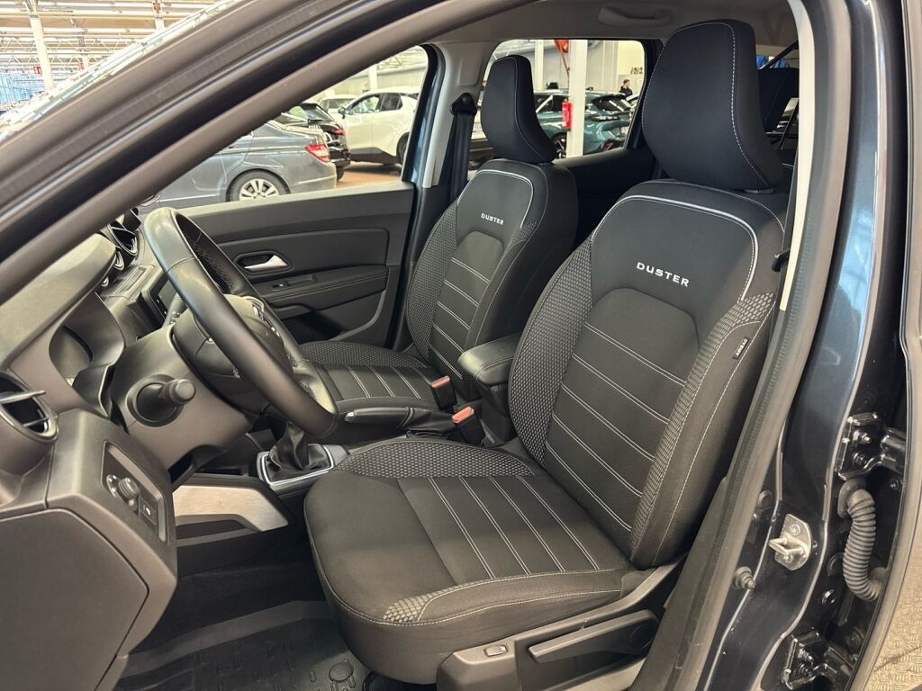 Dacia Duster 2022 Harmaa