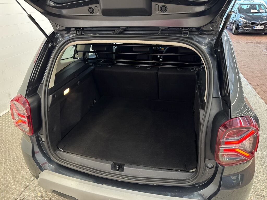 Dacia Duster 2022 Harmaa