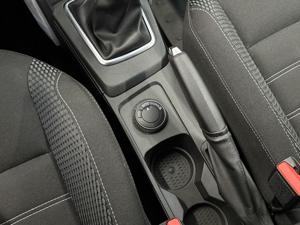 Dacia Duster 2022 Harmaa