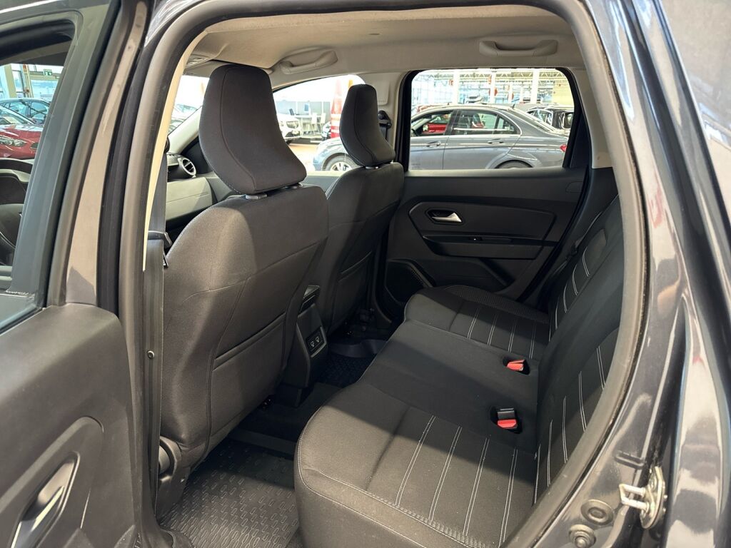 Dacia Duster 2022 Harmaa