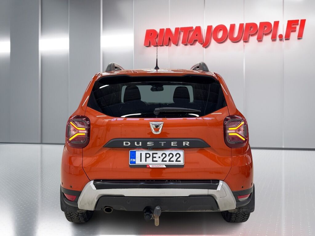 Dacia Duster 2022 Oranssi