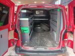 Volkswagen Transporter 2022 Punainen