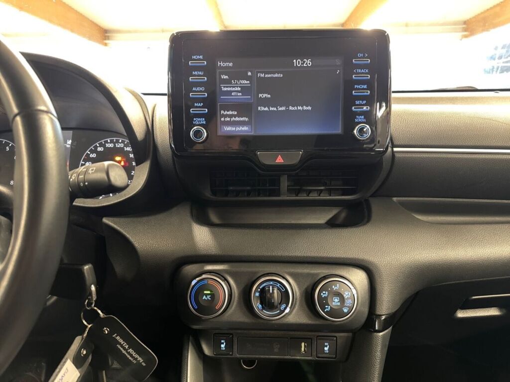 Toyota Yaris 2021 Valkoinen