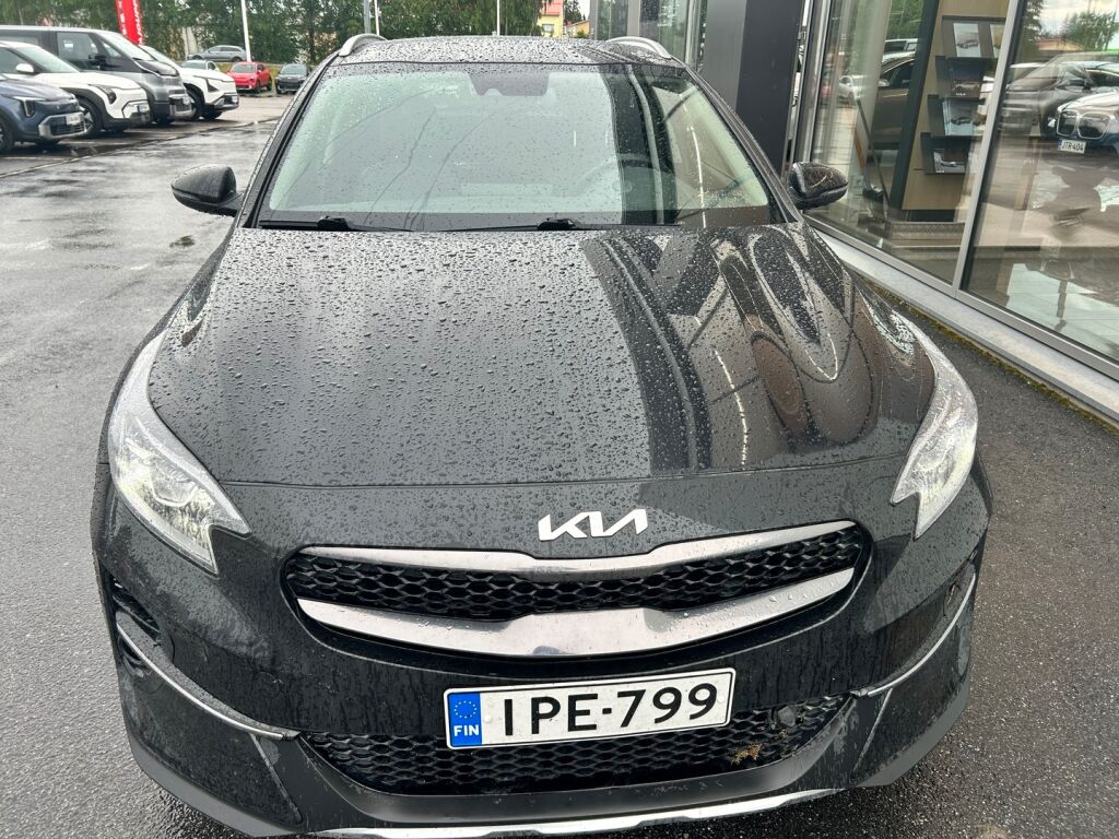 Kia XCeed 2022 Musta