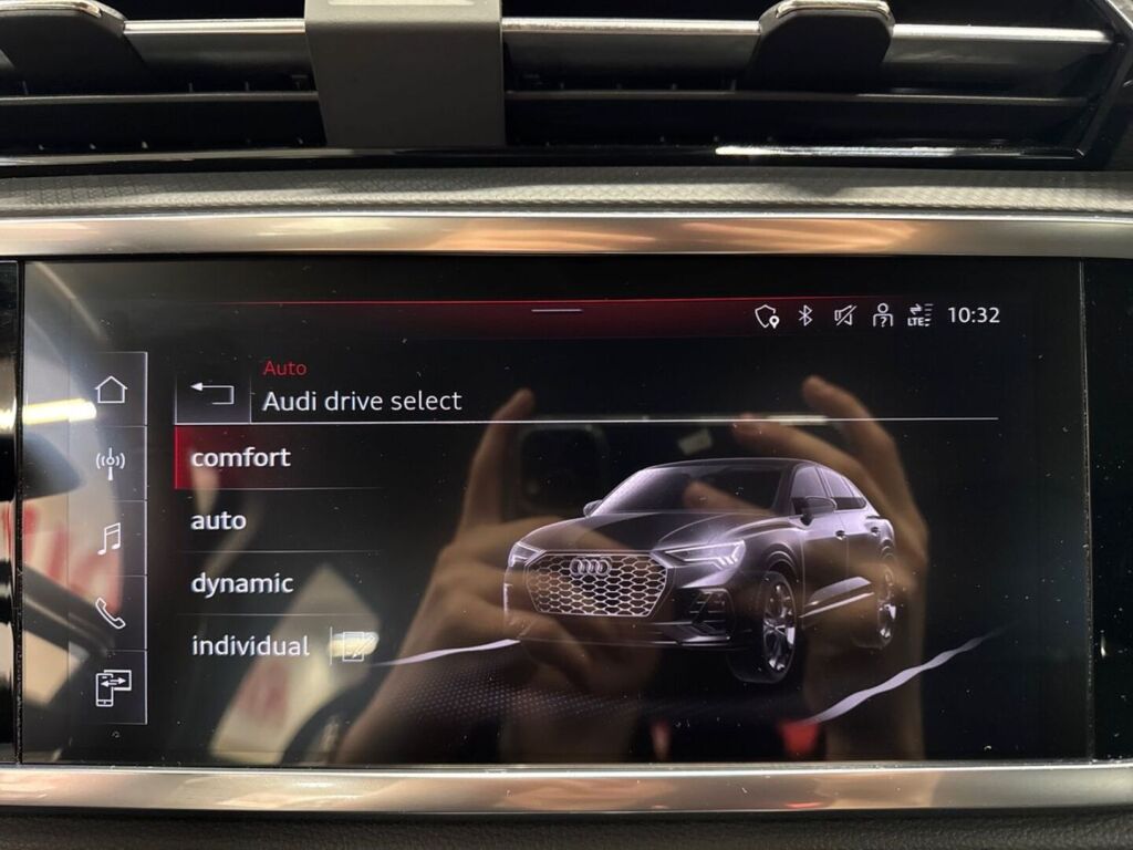 Audi Q3 2022 Valkoinen