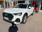 Audi Q3 2022 Valkoinen