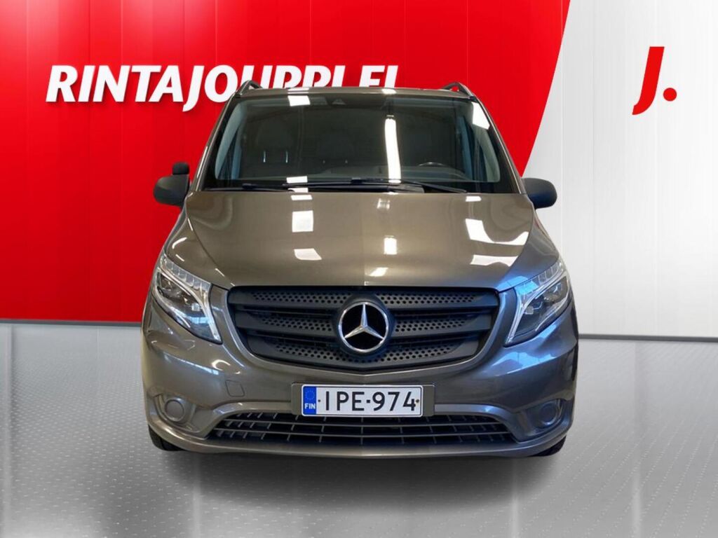 Mercedes-Benz Vito 2018 Ruskea (beige)