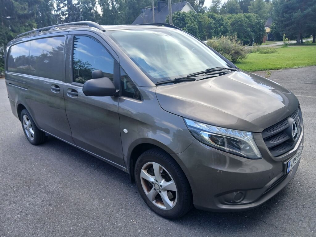 Mercedes-Benz Vito 2018 Ruskea (beige)