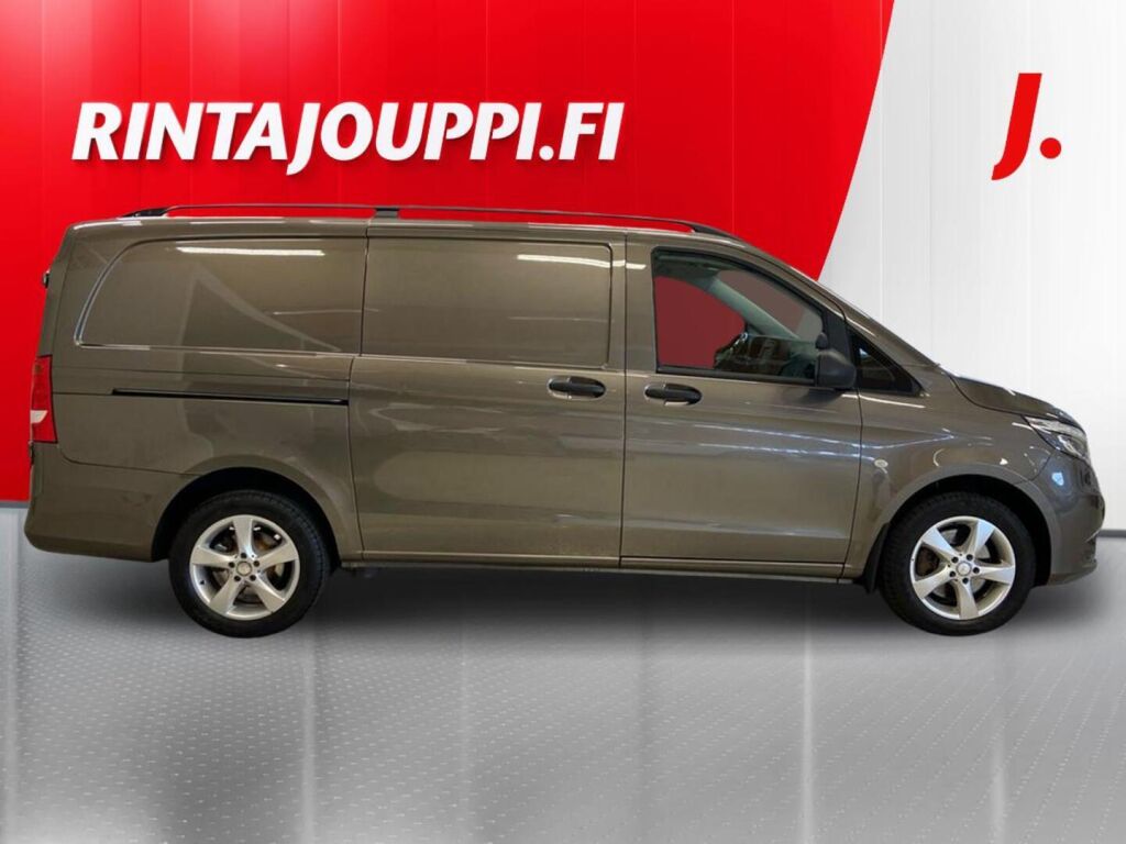 Mercedes-Benz Vito 2018 Ruskea (beige)
