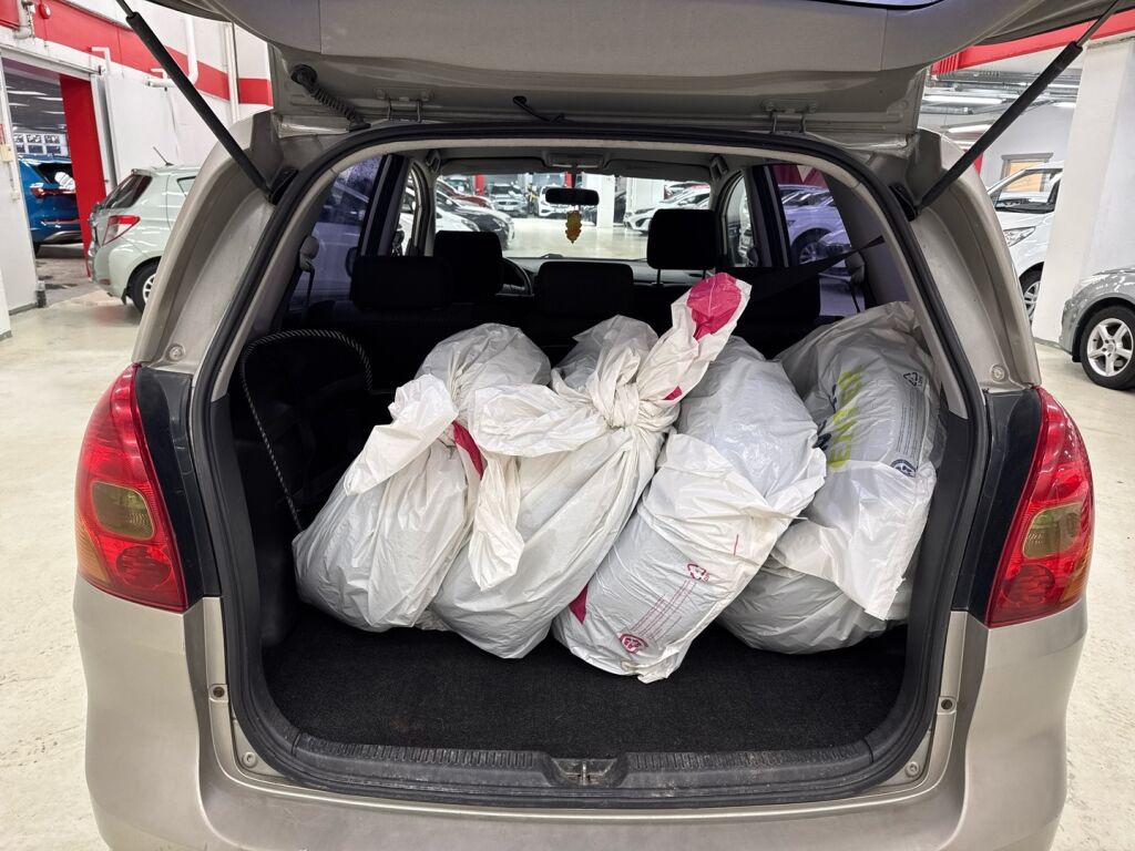 Toyota Corolla Verso 2002 Hopea