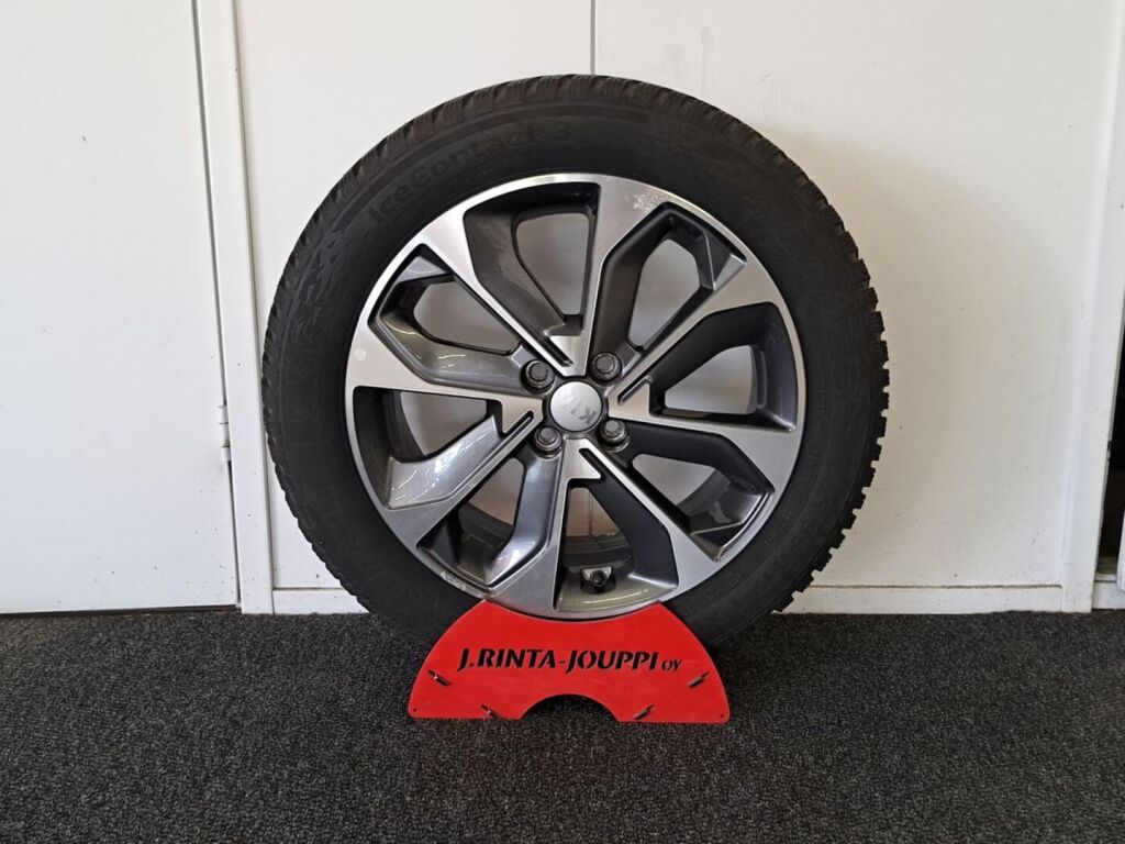 Kia Stonic 2020 Harmaa