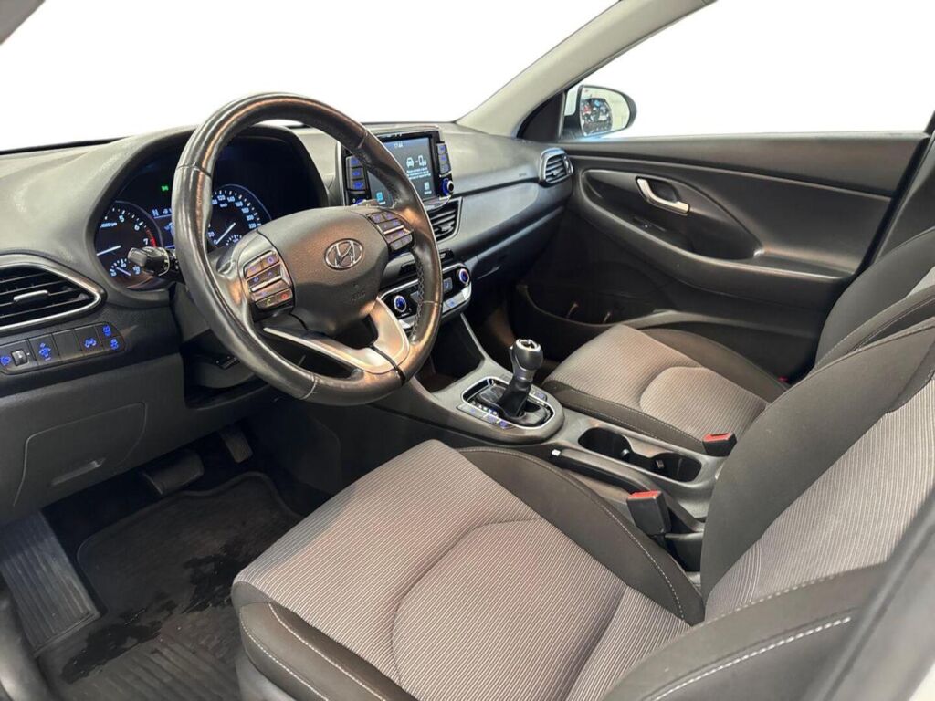 Hyundai i30 Hatchback 2020 Valkoinen
