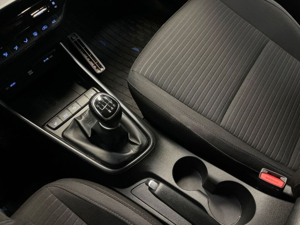 Hyundai i20 Hatchback 2021 Sininen