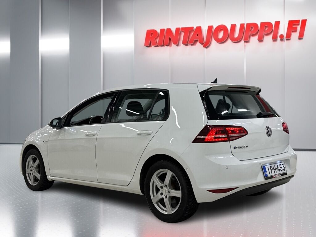 Volkswagen Golf 2015 Valkoinen