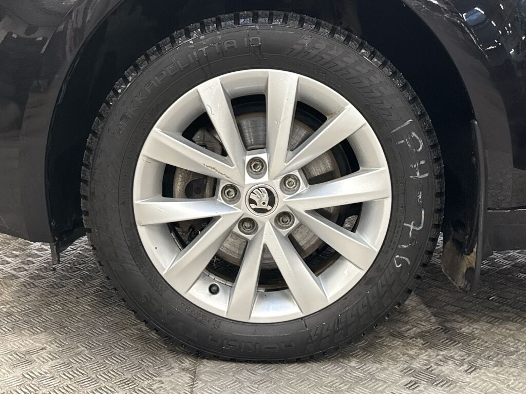 Skoda Octavia 2020 Musta