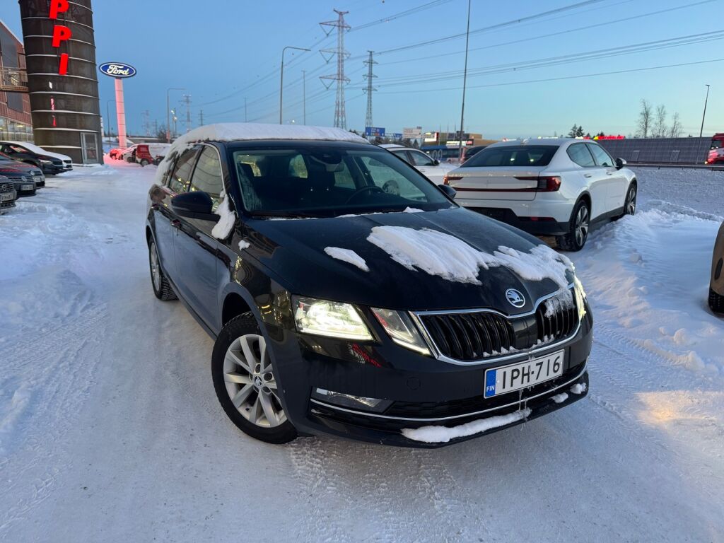Skoda Octavia 2020 Musta