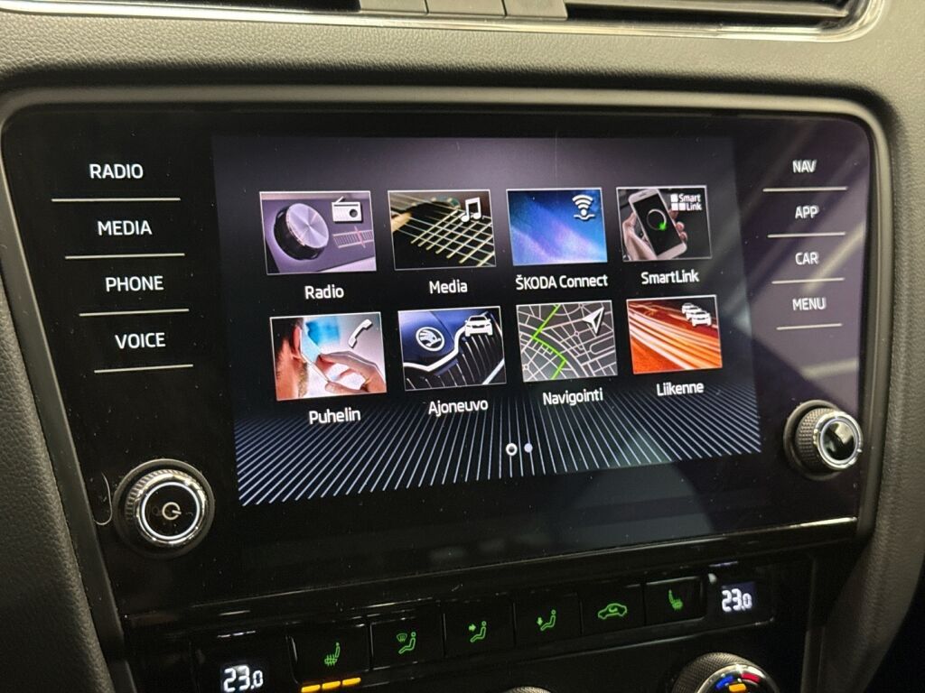 Skoda Octavia 2020 Musta