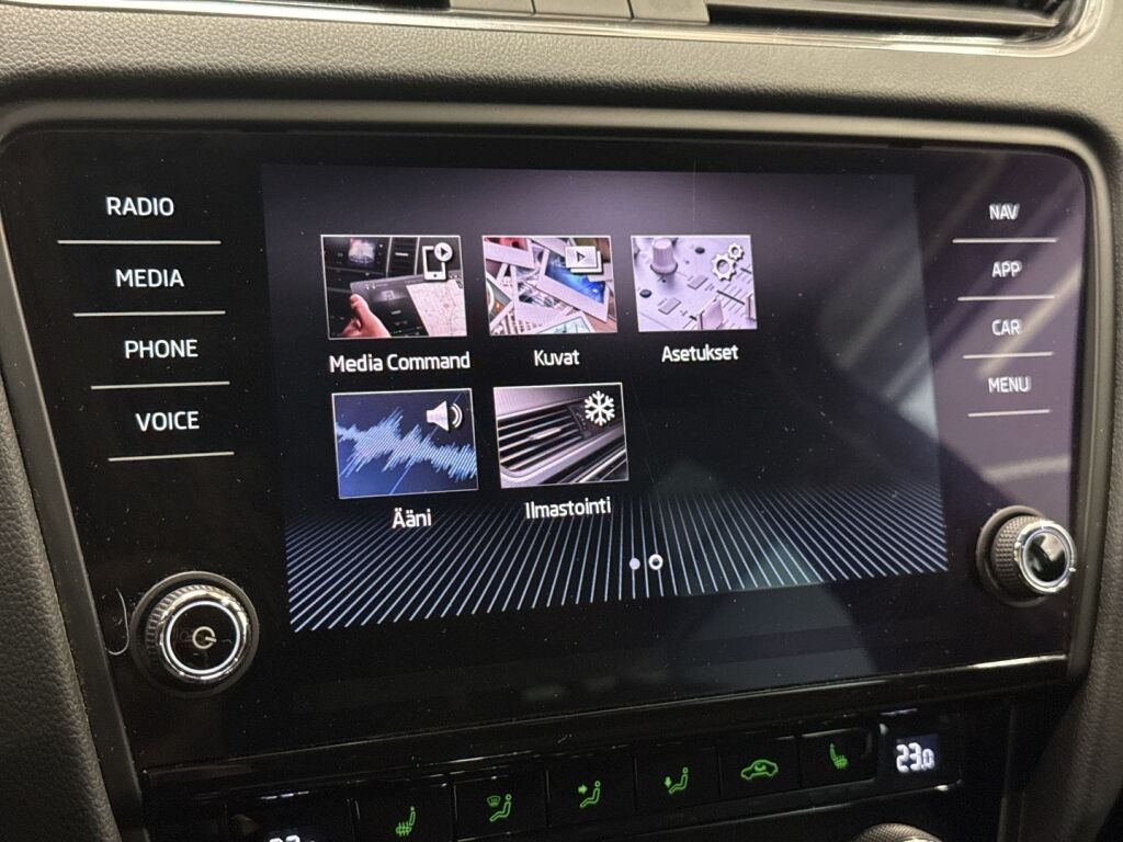 Skoda Octavia 2020 Musta